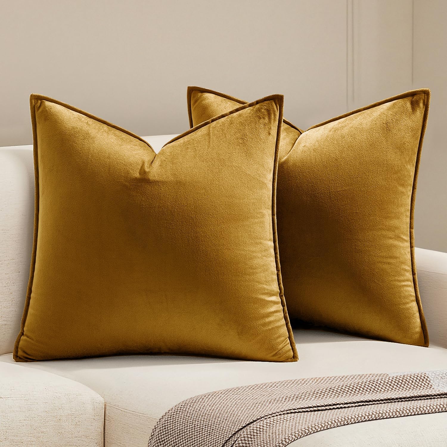 MIULEE Brown Velvet Throw Pillow Covers 20x20 Soft Decorative Solid Square Cushion Cases Pack of 2 Modern Luxury Home Decor for Couch, Sofa, Bedroom